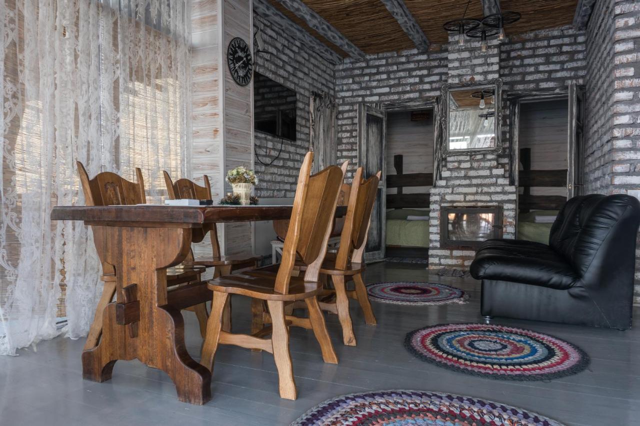 Chervona Kalyna Cottage Odesa Exterior photo