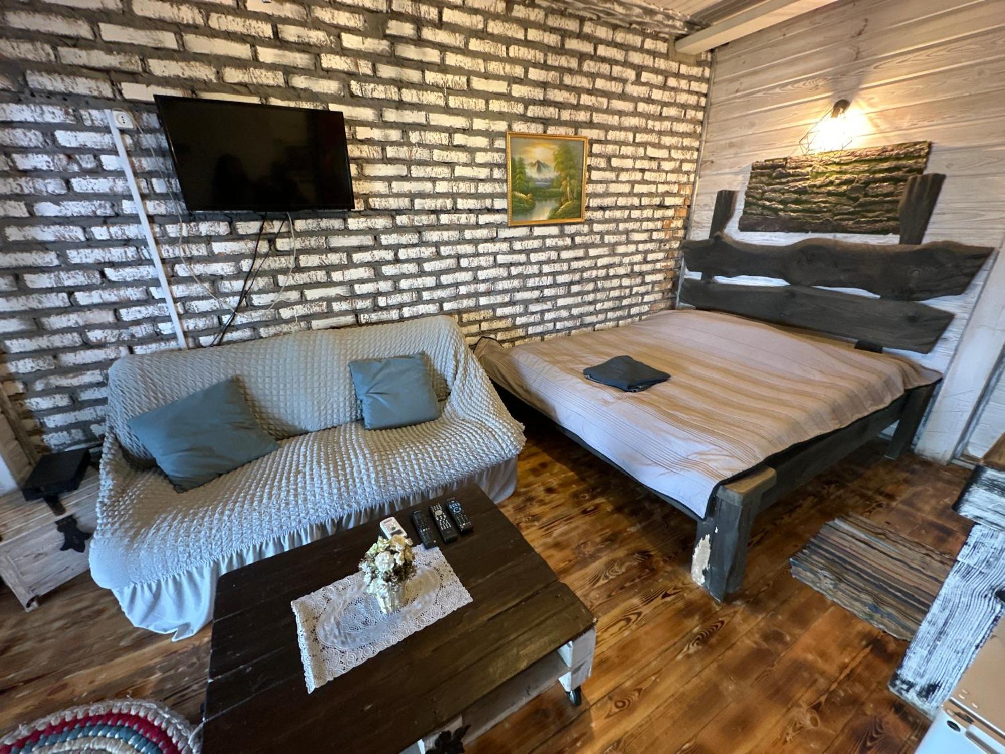 Chervona Kalyna Cottage Odesa Exterior photo